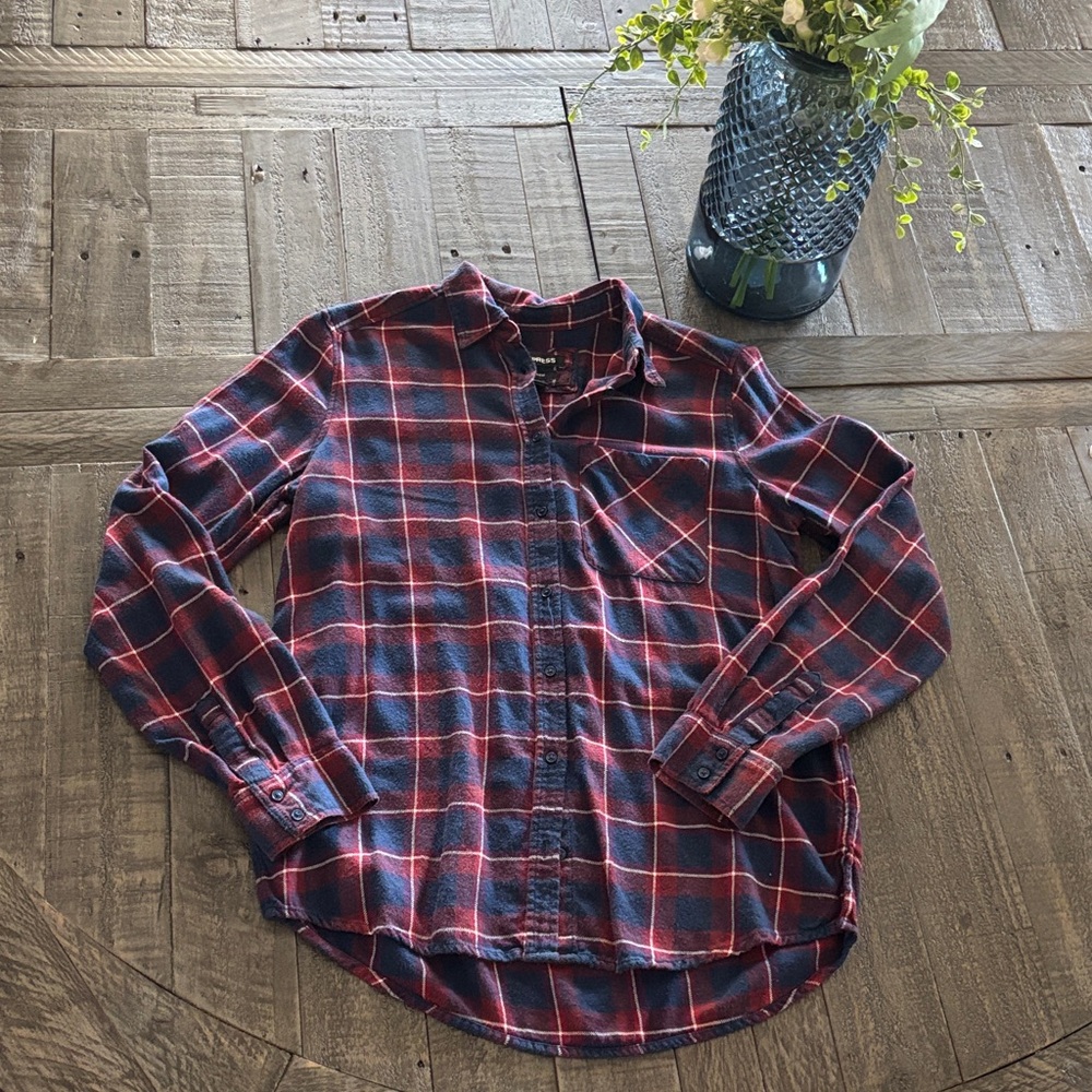 EXPRESS BOYFRIEND FLANNEL XS GREAT CONDITION BUNDLE2SAVE